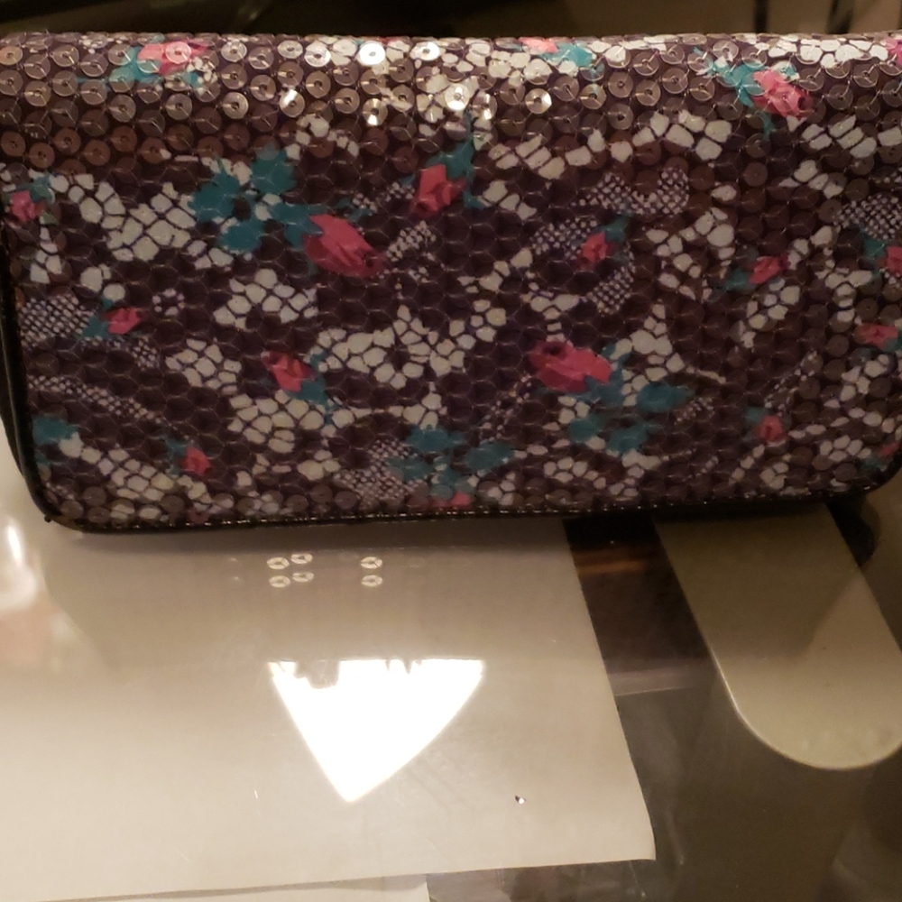 Wallet - Picture 3 of 4